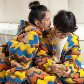 童裤;童套装;童连衣裙