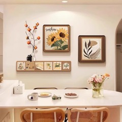 ひまわり原木風レストラン掛け画高級感リビングルーム組み合わせウォールアートクリーム風食卓背景壁飾り画