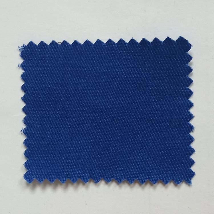 Precio de fábrica de tela de algodón tejido de color sólido suave tela de camisa 100% algodón cepillado impermeable