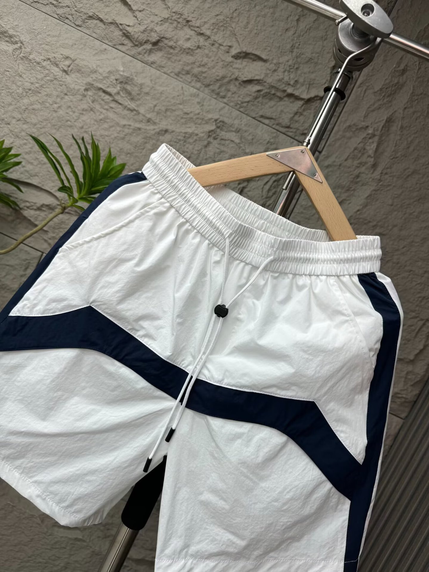 Men's Clothing Men's Summer Color Block Quick Drying Breathable Casual Shorts Versatile Trendy Five Point Mid Length Beach Sports Cool Pants_viptrois.com