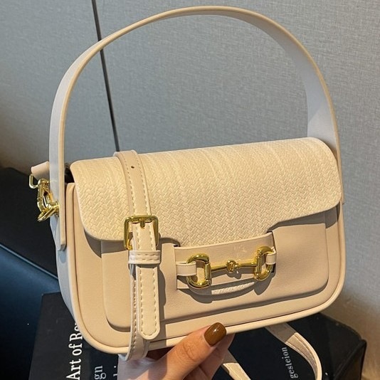 Bags cross-border women's bag 2026 new Korean version saddle bag retro underarm bag fashionable textured small square shoulder bag
