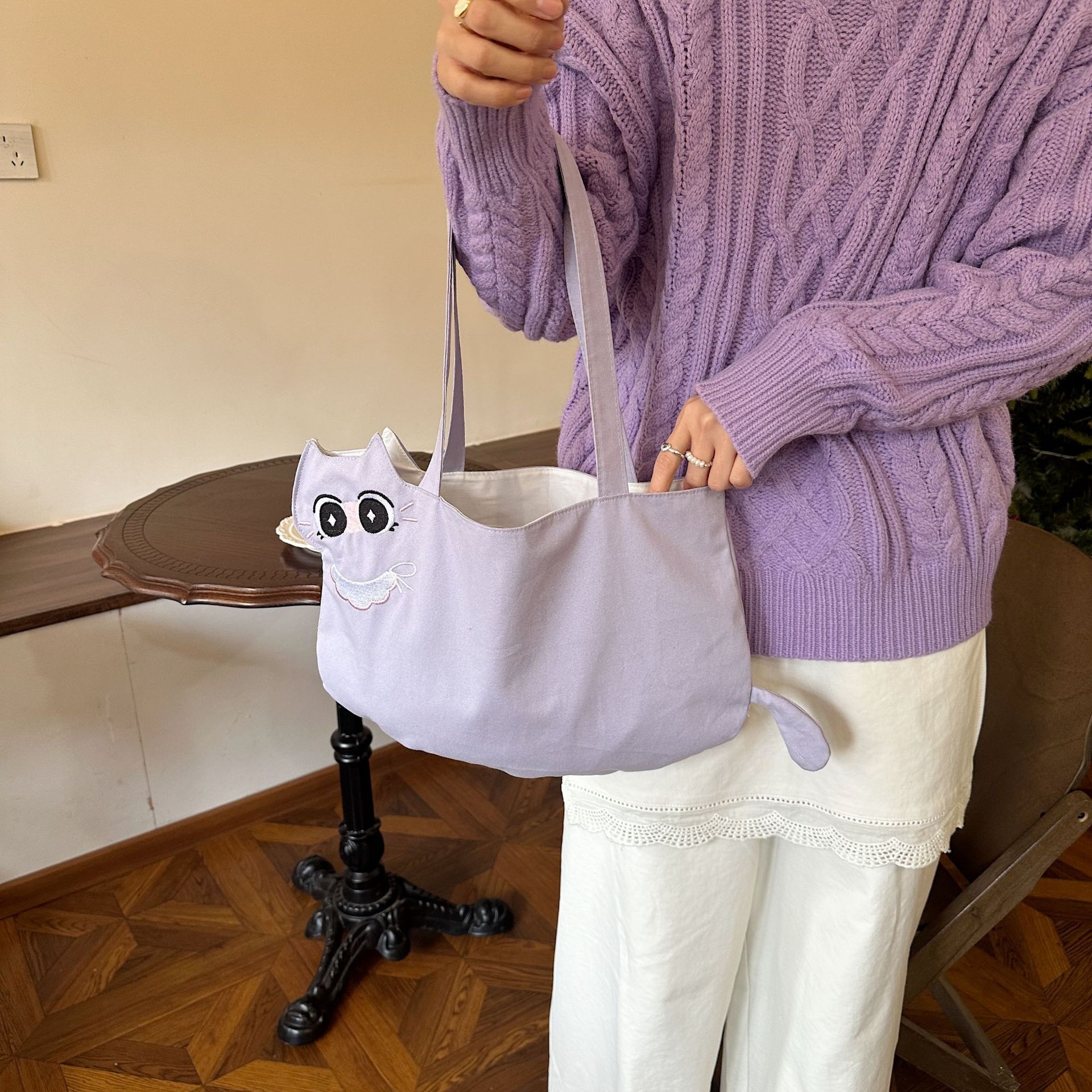 Women's Canvas Cat Cute Square Open Tote Bag display picture 8