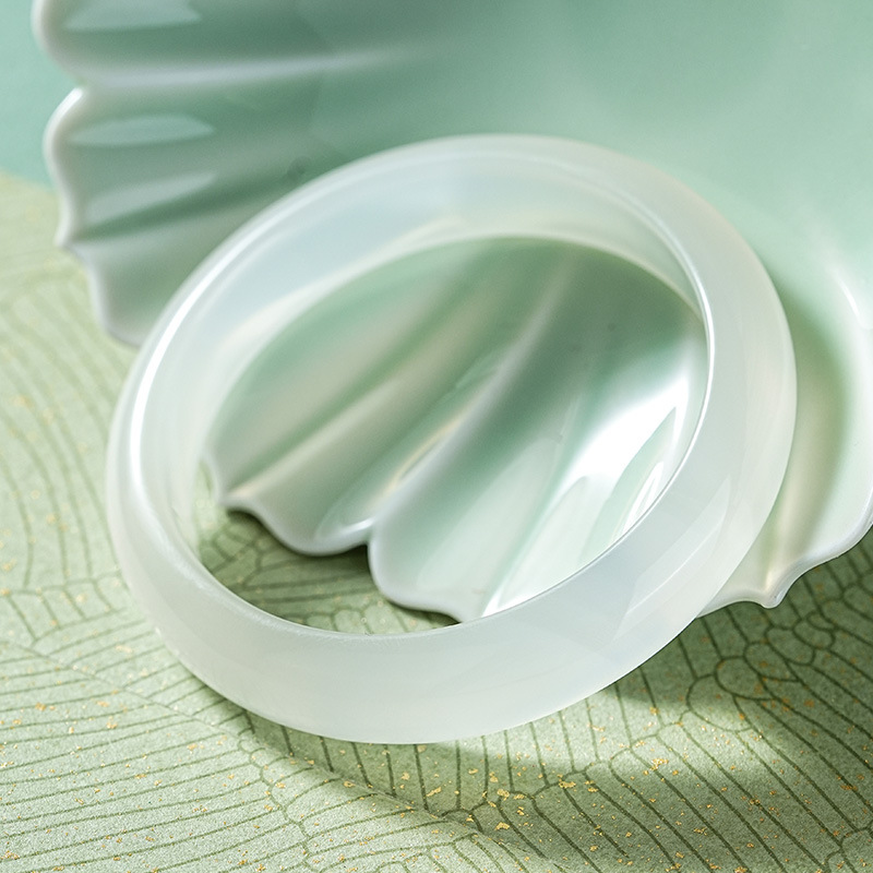 칼세도니 얼음 흰색 얼음 마노 팔찌 흰색 달빛 높은 얼음 리치 냉동 옥 옥 여성 도매 팔찌