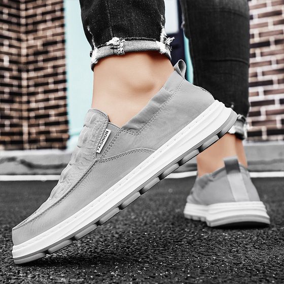 Men's Shoes Summer Breathable Ice Silk Cloth Slip-on Lazy Shoes Old Beijing Casual Cloth Shoes Soft Bottom Soft Surface Simple Shoes