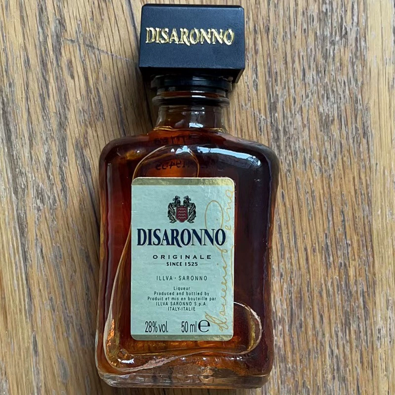 Миниатюрная ликерная наборка — Bacardi, Absolut, Chivas, Jameson и другие, ассорти 50 мл бутылок