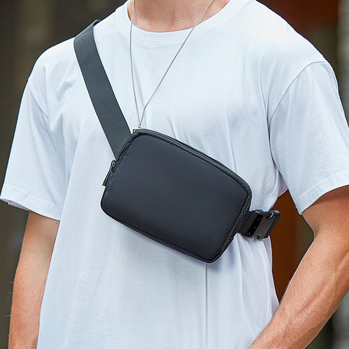 Trendy brand chest bag for men, mobile phone, small shoulder bag, Japanese shoulder bag for men, casual and versatile crossbody bag, sports waist bag for women