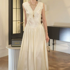 时尚休闲套装;连衣裙;女式针织衫