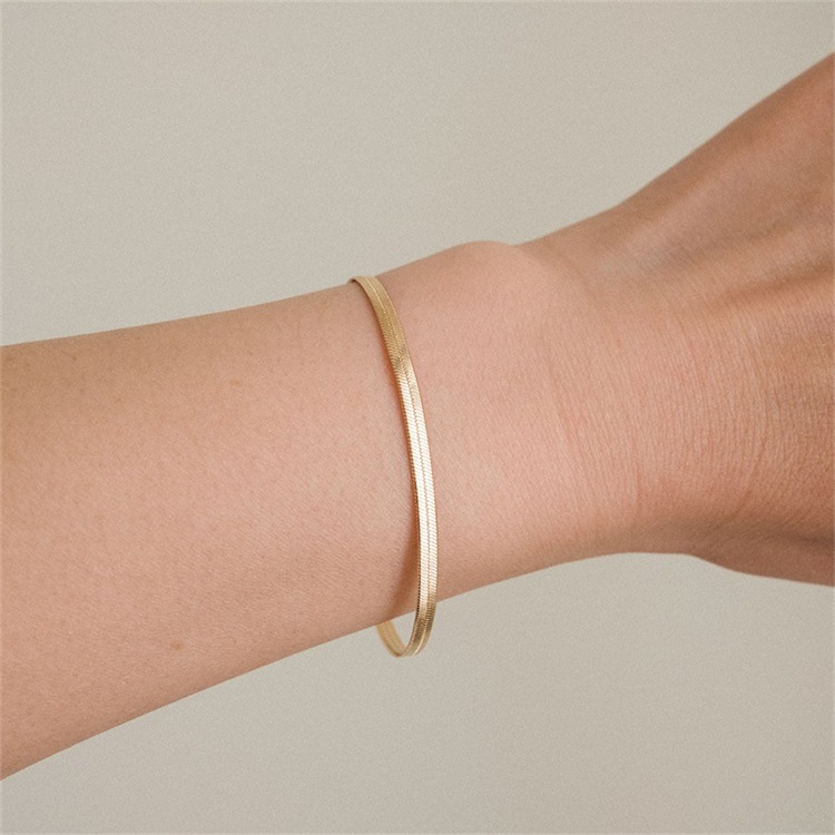 Mode Forme En U Acier Inoxydable Plaqué Or 14K Pas D'Incrustation Bracelets En Masse display picture 6