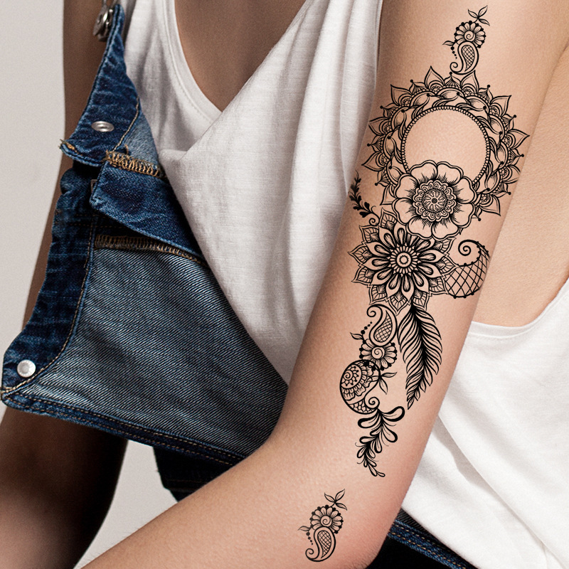 Wholesale Black and White Lace Henna Tattoo Sticker Indian Arm Simulation Tattoo Spray Painting Fast Hollow Sticker Cross Border
