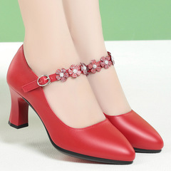 Cheongsam shoes for middle-aged and elderly, runway shoes for mothers, single shoes, women's rough-heeled shoes, high heels to match cheongsam, soft leather shoes