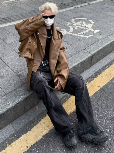 Leather biker jacket, autumnal style, short sleeve men's outerwear, American trend, loose, cool rebel look, PU leather jacket