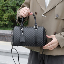新款高品质时尚男手提包韩版小包潮男单肩包斜跨包街头包