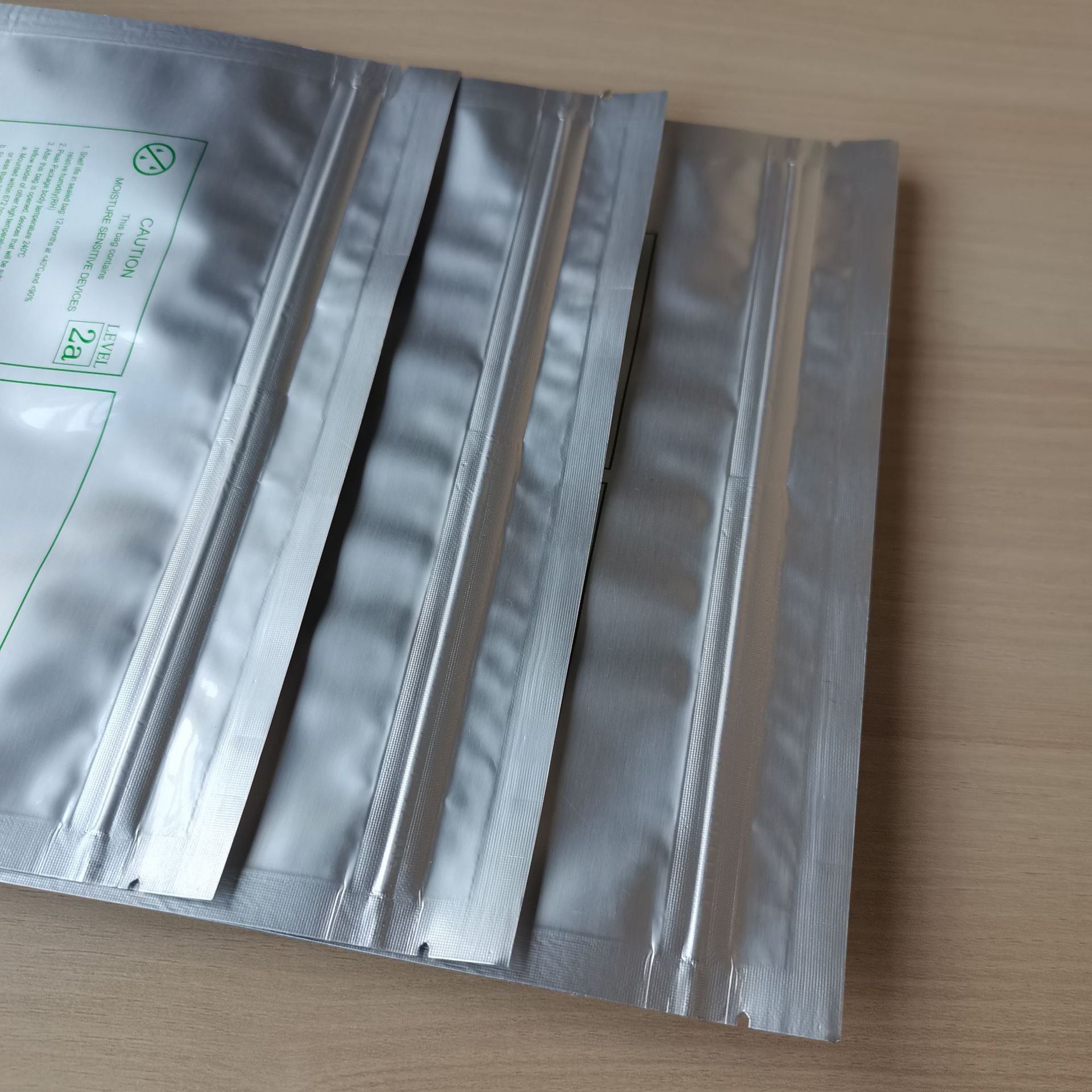 自封口铝箔袋2202700.15 (17)