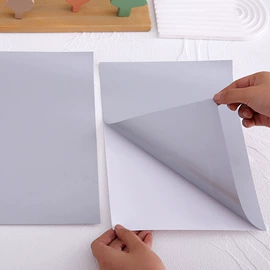 画纸、画布;文具贴纸;钥匙扣及钥匙扣配件