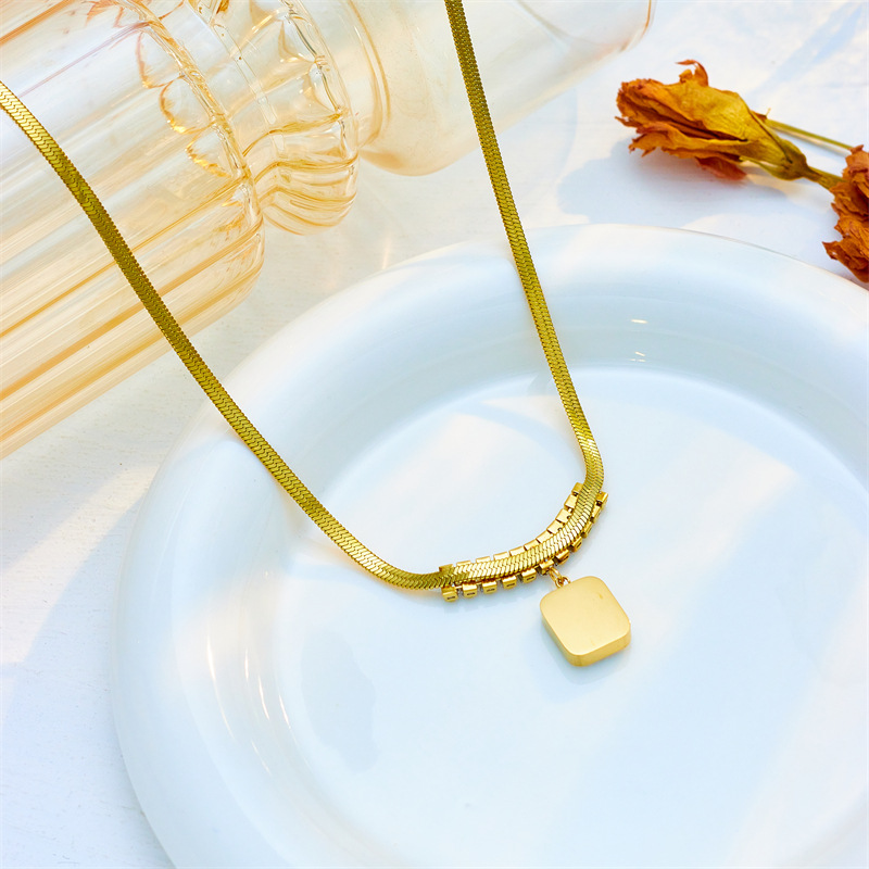 Simple Style Square Titanium Steel Inlay Zircon Bracelets Earrings Necklace display picture 3