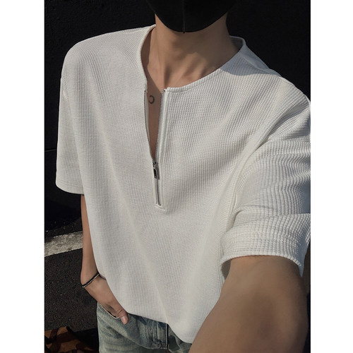 Waffle half-zipper t-shirt, men's short-sleeved, summer fashionable, handsome men's summer style, American Henry's shirt, half-sleeve, T-shirt.
