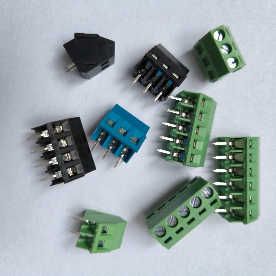 螺钉式接线端子103黑色蓝色绿色螺钉式接线端子45度5mm间距KF103