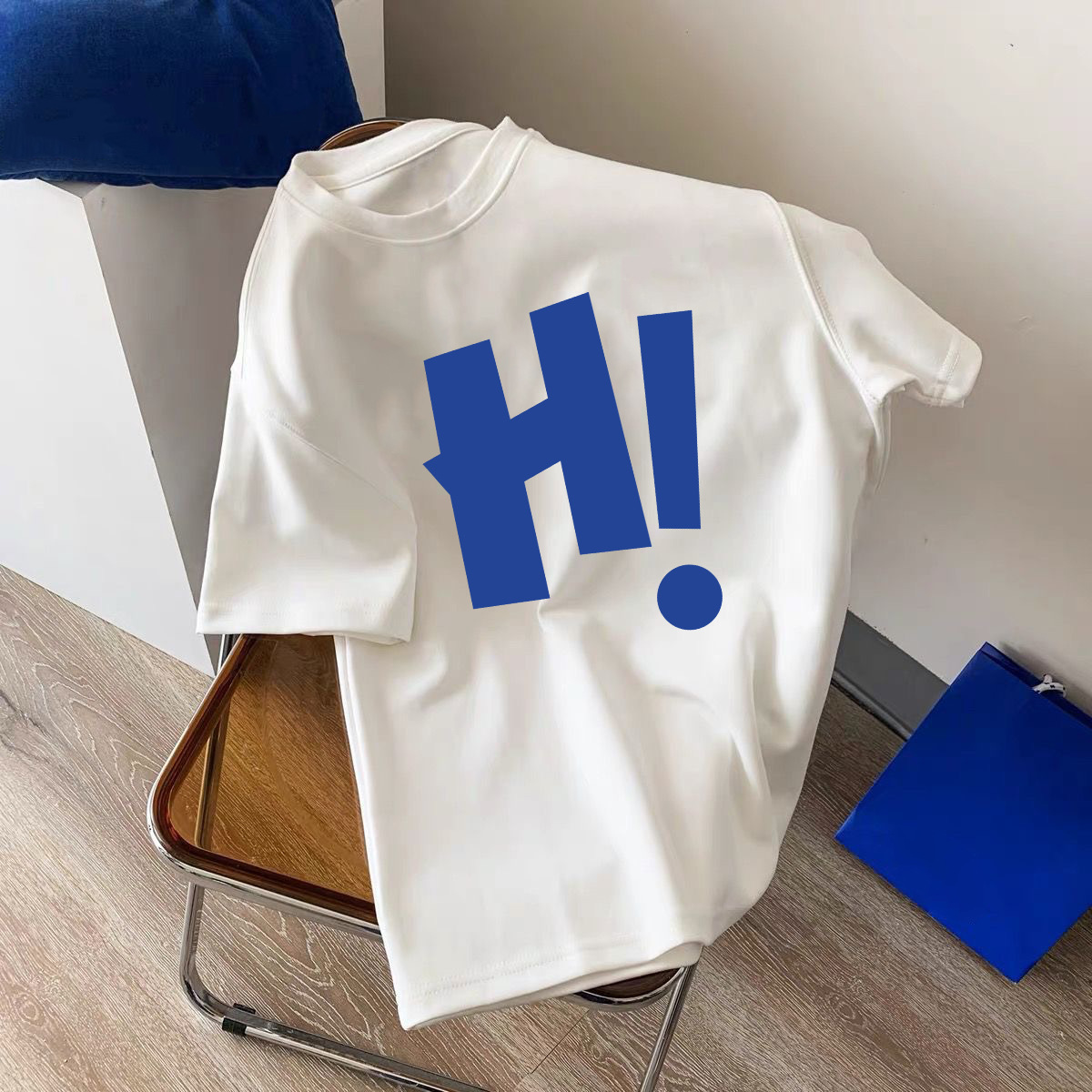 Camiseta estampada de seda de hielo Estilo coreano Estilo occidental Camiseta adelgazante Camiseta de manga corta Hombres y mujeres mismo estilo pareja desgaste todo partido moda casual