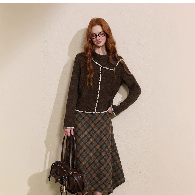 Sancai 2026 Winter New Style Color-Block Shell Embroidery Scarf Collar Knit Sweater Long Sleeve Cardigan Sweater Jacket Layered Wear M Sancai 2026 Winter New Style Color-Block Shell Embroidery Scarf Collar Knit Sweater Long Sleeve Cardigan Sweater Jacket Layered Wear M