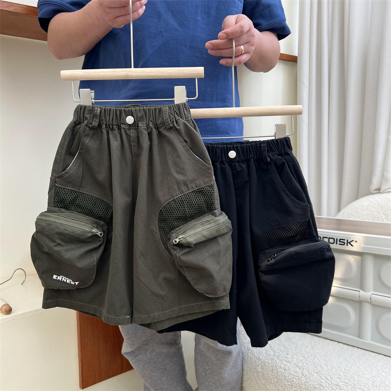 2024 Drenge Sommer Amerikanske Arbejdsshorts med Store Lommer til Børns Fritid Løse Vandvaskede Bomuldsbukser Over Knæ 5/4_voghion.com