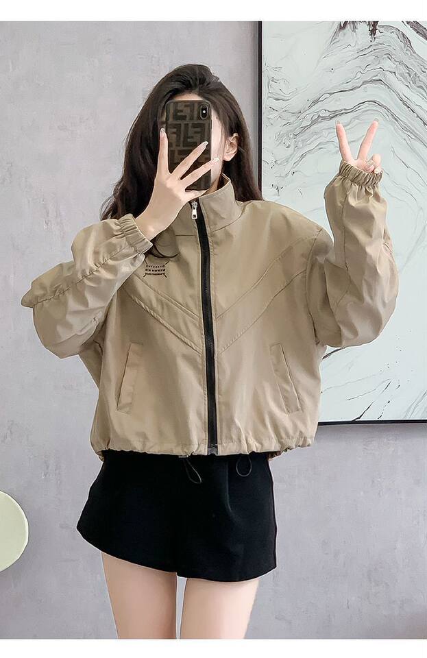 Áo khoác nữ dáng ngắn chiết eo cổ đứng khóa kéo phong cách casual — Màu lúa mì, Màu trắng ngà, màu đen chi tiết 10