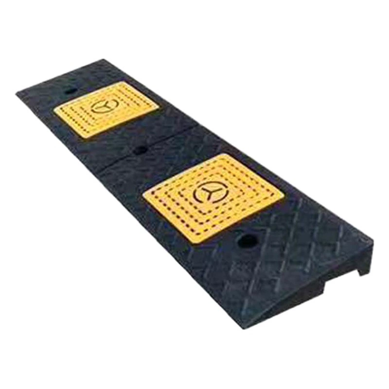 Ступенчатая дорожная накладка Дорожные зубы Дорога по склону Резиновый пластиковый автомобиль для скалолазания в гору Пороговая накладка Треугольная накладка Скоростной полицейский