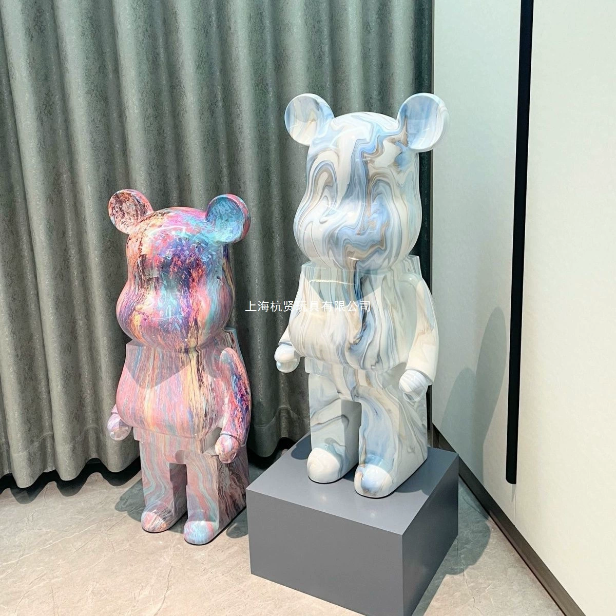 Чистый красный мультяшный медведь копилка Современная минималистская гостиная шкаф для телевизора на полу