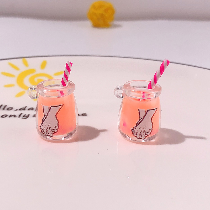 Nuevo transfronterizo nocturna taza de paja de té DIY amor diario llavero colgante papelería accesorios materiales