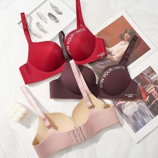 ���Q�o�ۃ���С�ؾ۔n�Ӻ��ո�����´���ϵһƬʽ�o�Ȧ��Ů����