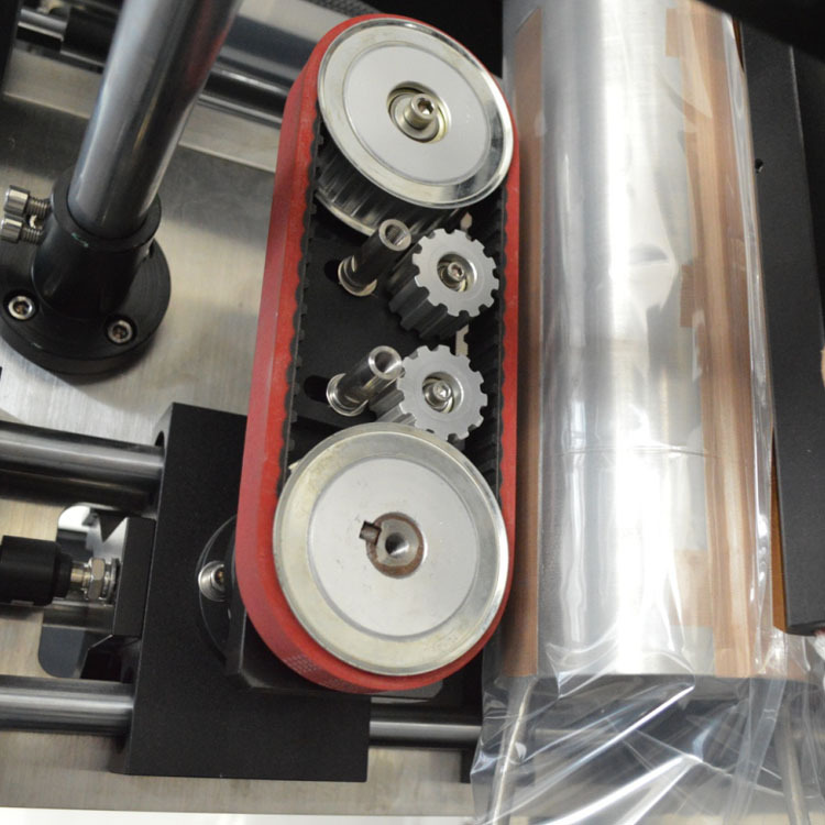 Զ���е ȫ�Զ���װ�ۼ���װ�� ��Ƭ��ĩ�Զ������������豸