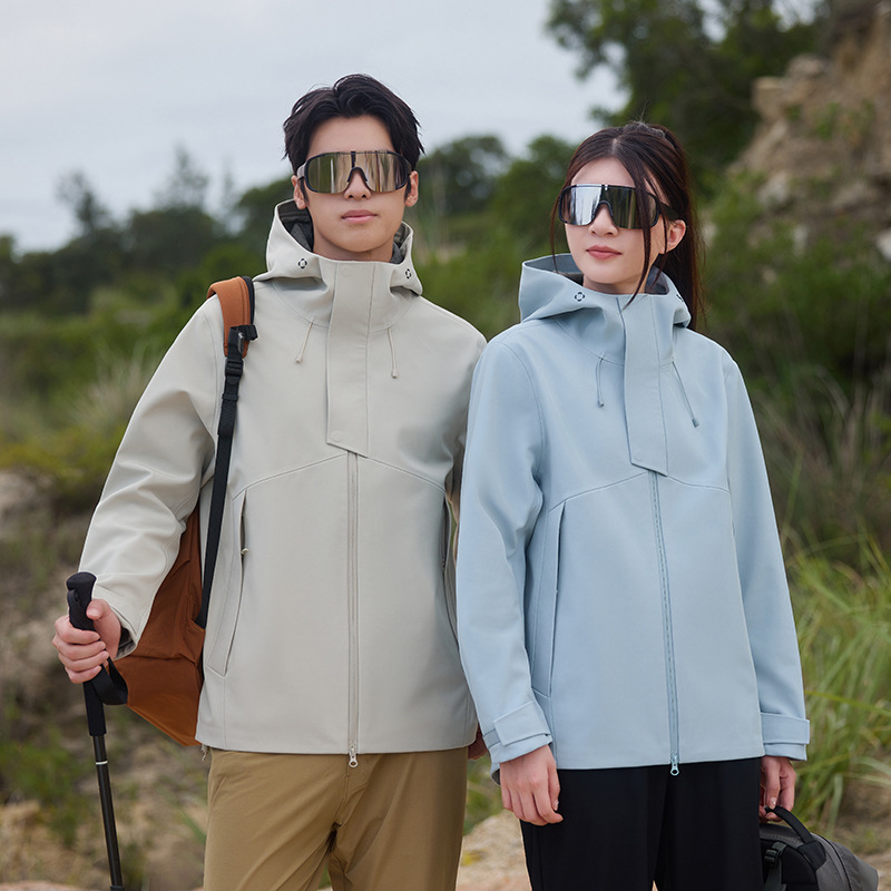 Fully Heat-Sealed, Waterproof, Fleece-Lined Softshell Jacket, Outdoor Hiking and Mountaineering Clothing, Unisex Couple Windbreaker with Hood