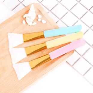 Oblique tail silicone mask brush mask Rod soft film brush adjustable film Rod smearing brush soft head mask brush stirring brush