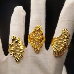 砂金の指輪の女性は長い間色を落とさないで、大衆の高級な設計は口を開けて誇張して復古します。