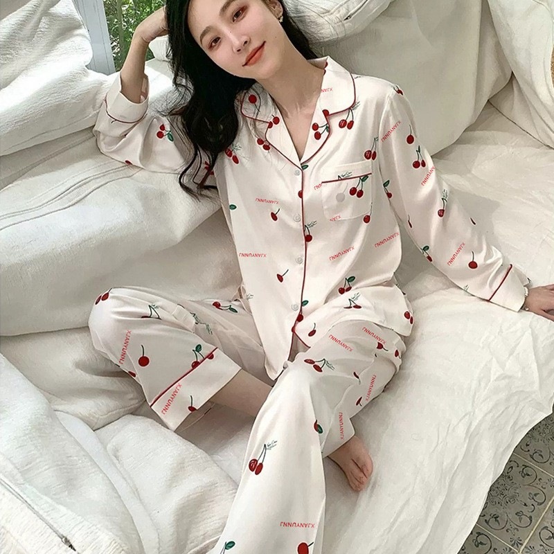 Pijama de verano nuevo hielo pantalones cortos de mangas cortas de dibujos animados KT gato coreano dormitorio de estudiantes ropa delgada set