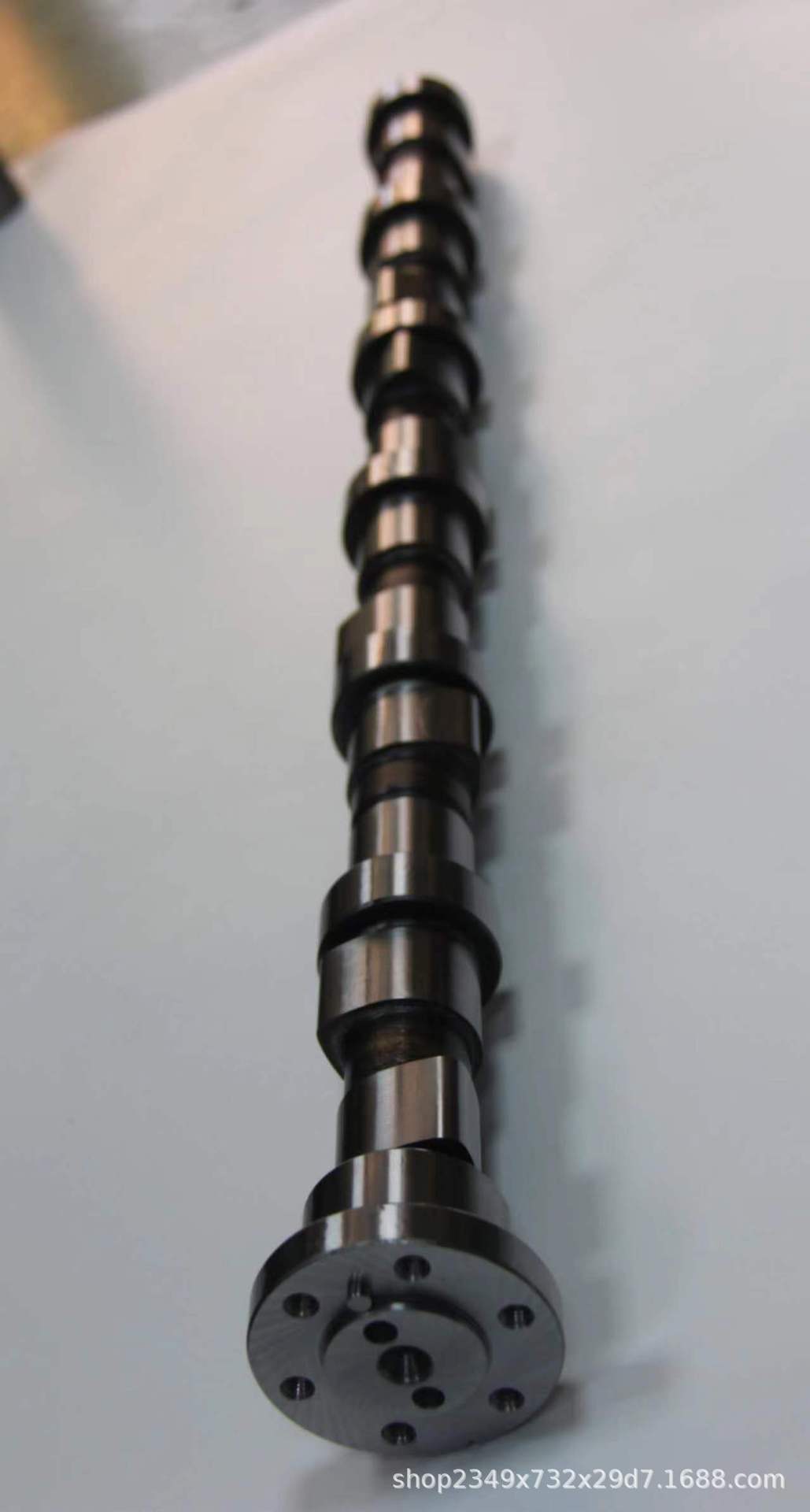 Factory Direct Sales Engine Camshaft Cummins Isle 3966431 3966430 5283931 Camshaft