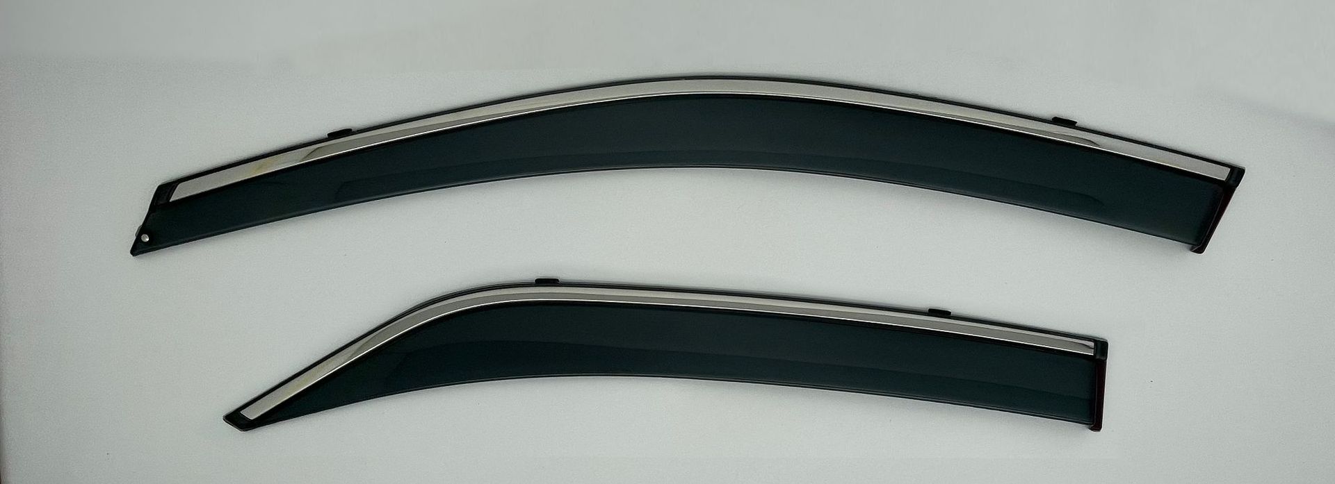Suitable for Toyota Toyota Mark X Window visor car window rain shield rain visor rain eyebrow
