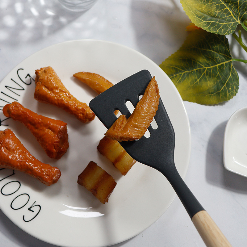 Espátula de silicona cuchara de sopa de 12 piezas sartén antiadherente pala de silicona de grado alimenticio traje de cocina de silicona transfronteriza en stock al por mayor