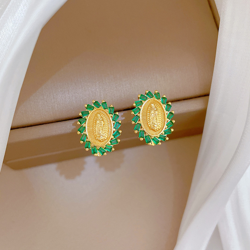 Collana donna a forma di uovo con ritratto e strass_voghion.com