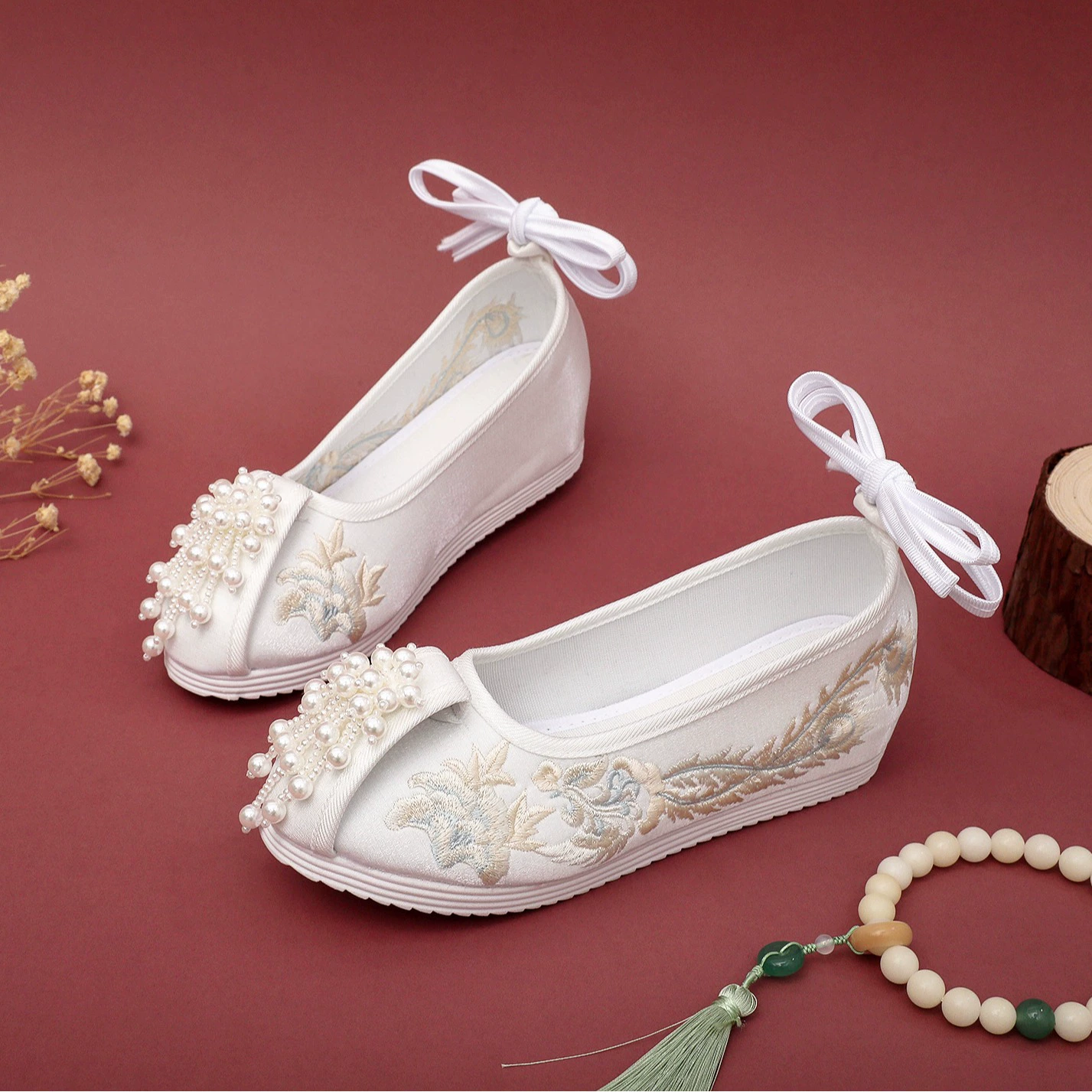 Hanfu Cloth Shoes (Qinglong) Phoenix Embroidery, Velvet with Wool Lining and Pearl Detail, Sizes 35–41
