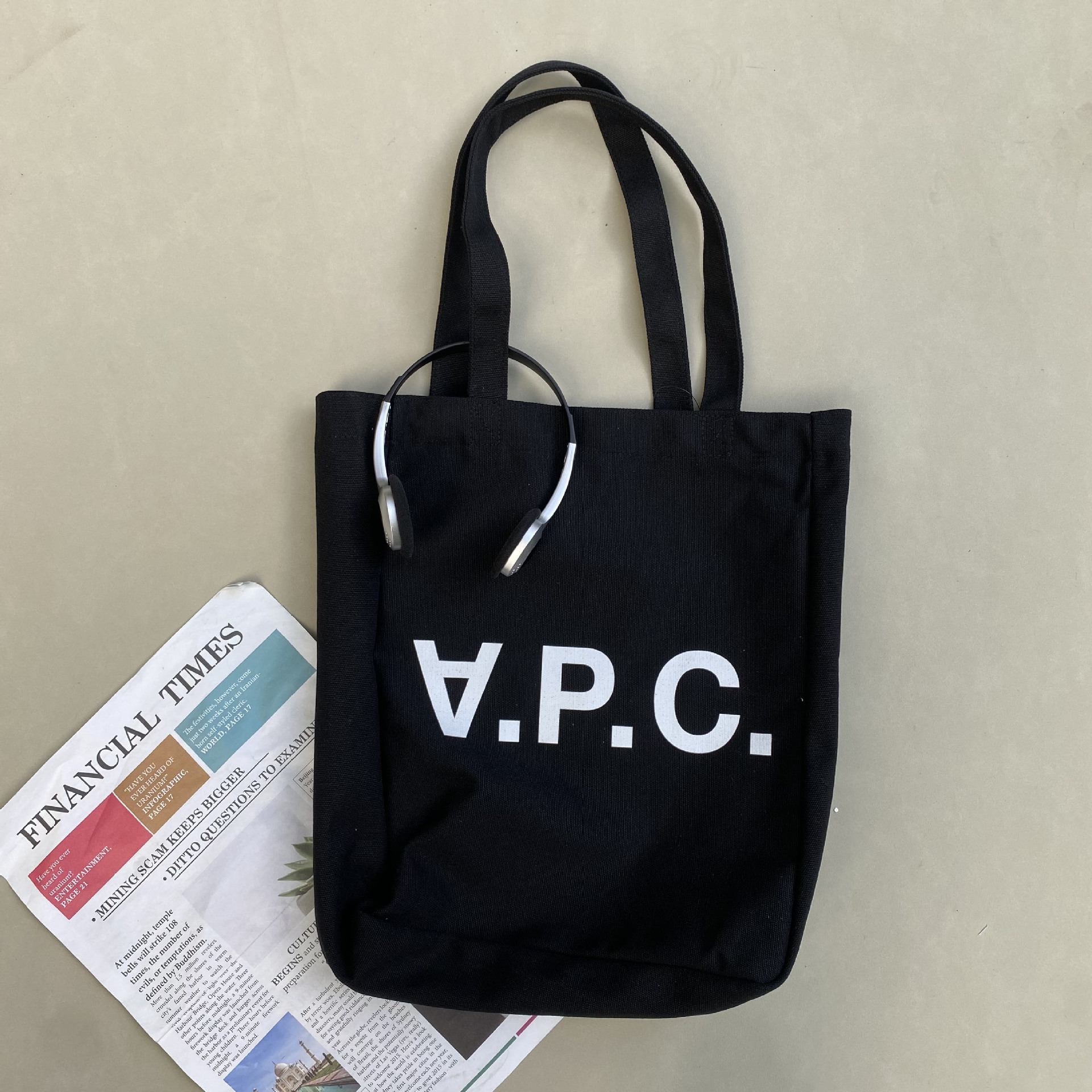 Single Shoulder Canvas Bag Simple Tote Bag Student Class Commute Artistic Denim Canvas Bag_voghion.com