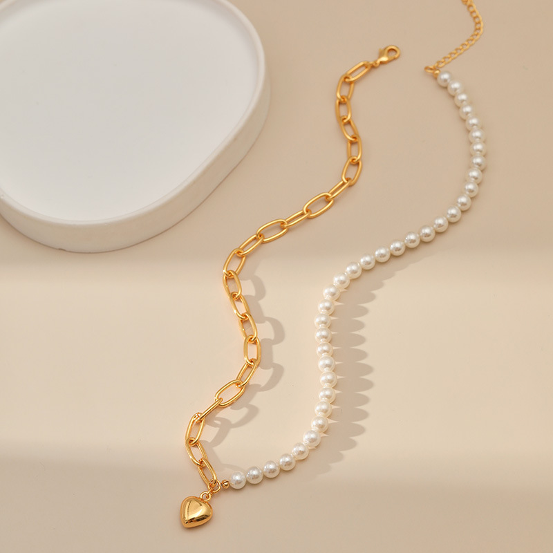 Copper Plating Heart Shape Necklace display picture 7