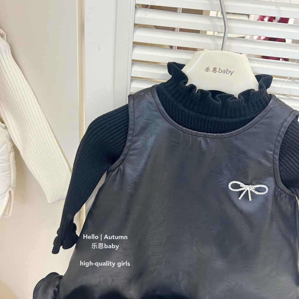 [Ropa de Niños de Leen] Año Nuevo de invierno de niñas chaleco de lana negro vestido de moda vestido de cuero