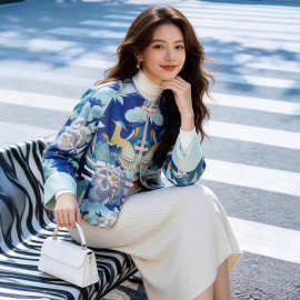新中式外套女春2026新款国风盘扣提花宽松显瘦短款夹克上衣Z26301