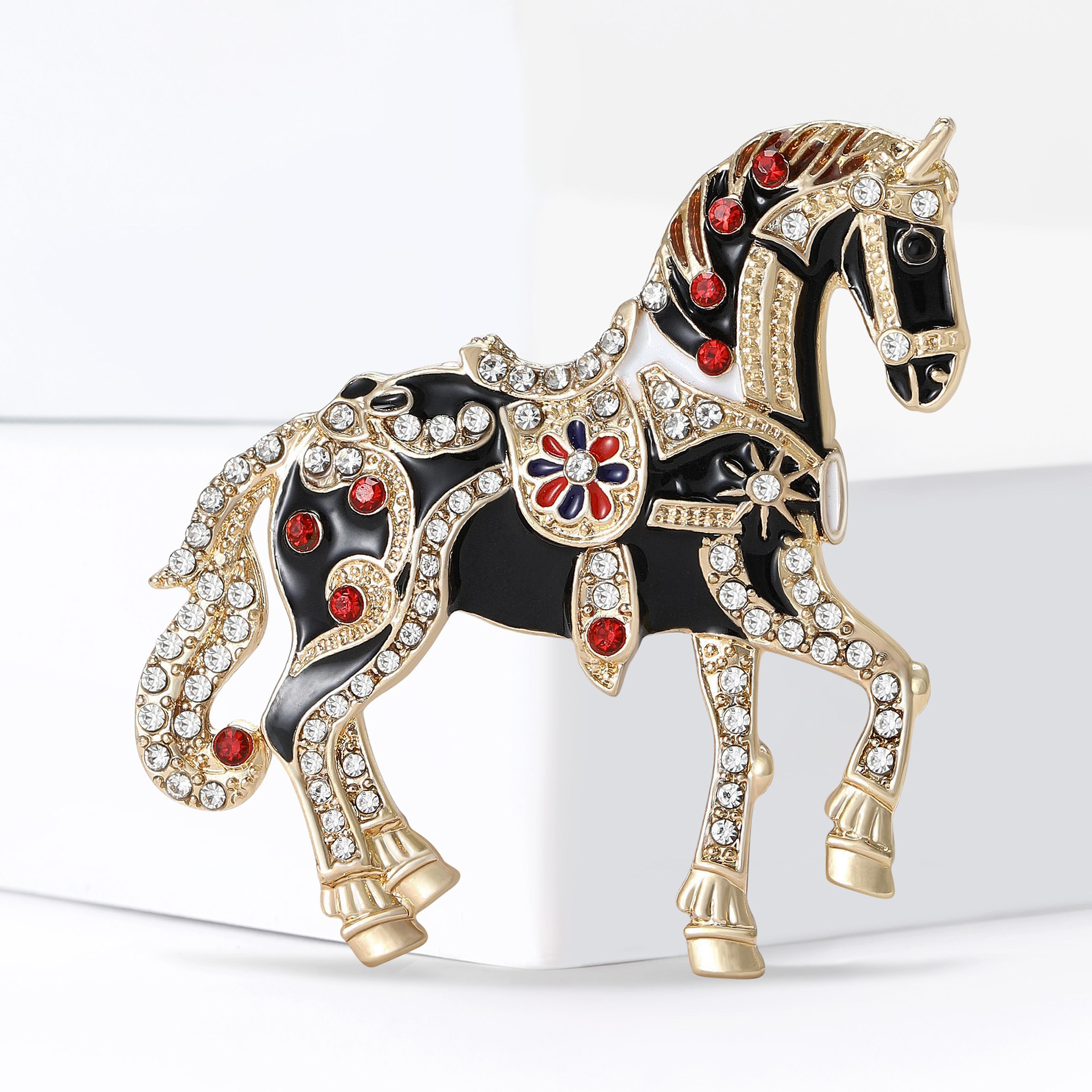 Cross-Border Diamond-Encrusted Palace-Style Enamel Light Luxury Horse Brooch for Men and Women, Suit Coat Brooch, Jewelry Pin, Zodiac Accessory
