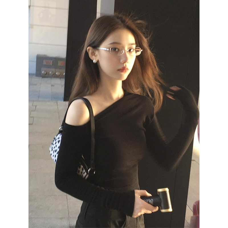 黑色一字露肩斜肩长袖t恤女2025秋季新款高级感修身显瘦纯欲上衣|undefined