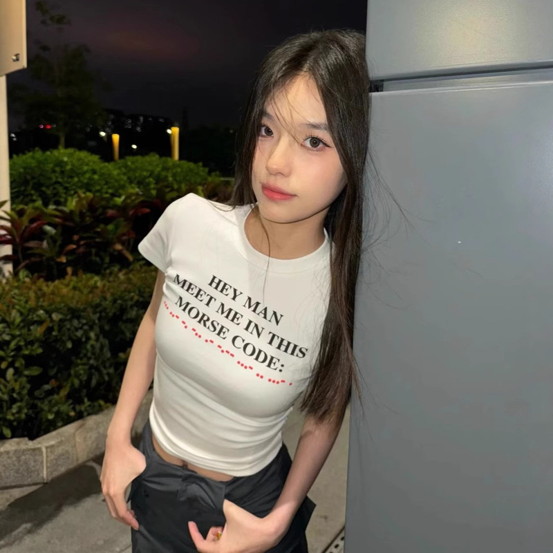 Short Top Women's White Bottoming Shirt 2024 Summer New Sweet Girl Slim Women's Letter Short-Sleeved T-Shirt Ins Trend Short Top Women's White Bottoming Shirt 2024 Summer New Sweet Girl Slim Women's Letter Short-Sleeved T-Shirt Ins Trend