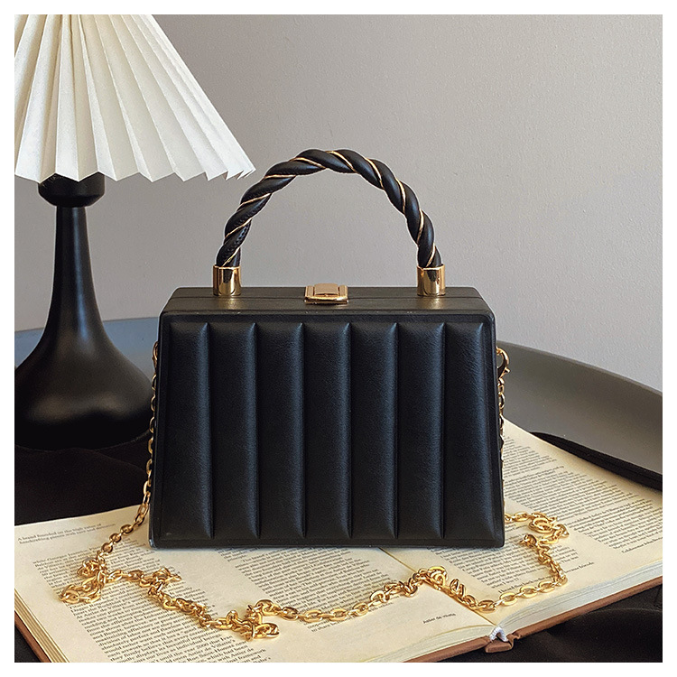 438g Weight Synthetic Leather Lining Material Sewing Thread Fashion Element Lock clasp Closure Type Single Shoulder Strap Strap Type Shoulder Bag Bags Type Holiday, Travel, Shopping Occasion PU Material Solid Color Pattern All Seasons Season Women's Gender Elegant, Streetwear Style Square Shape Medium Size Women's Medium PU Solid Color Elegant Streetwear Sewing Thread Square Lock Clasp Shoulder Bag 4