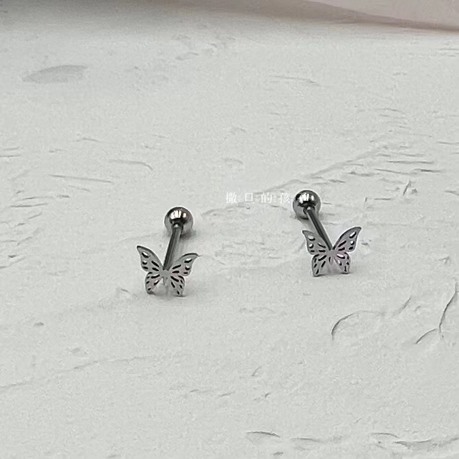 Pointed titanium steel lip stud product view
