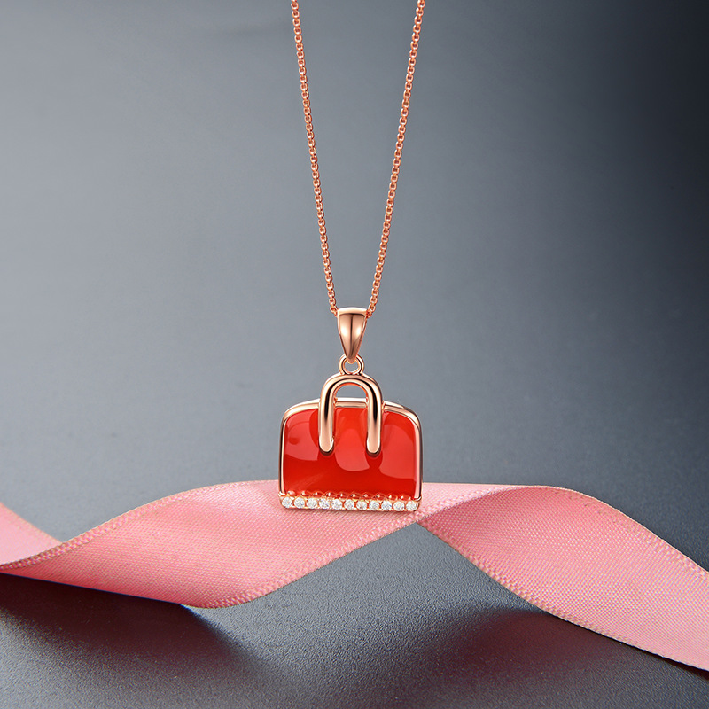 Joyas transfronterizas 925 bolsillo rojo de plata esterlina collar de moda lujosa ligera nicho de alto nivel colgante de goteo de colgante de clavícula