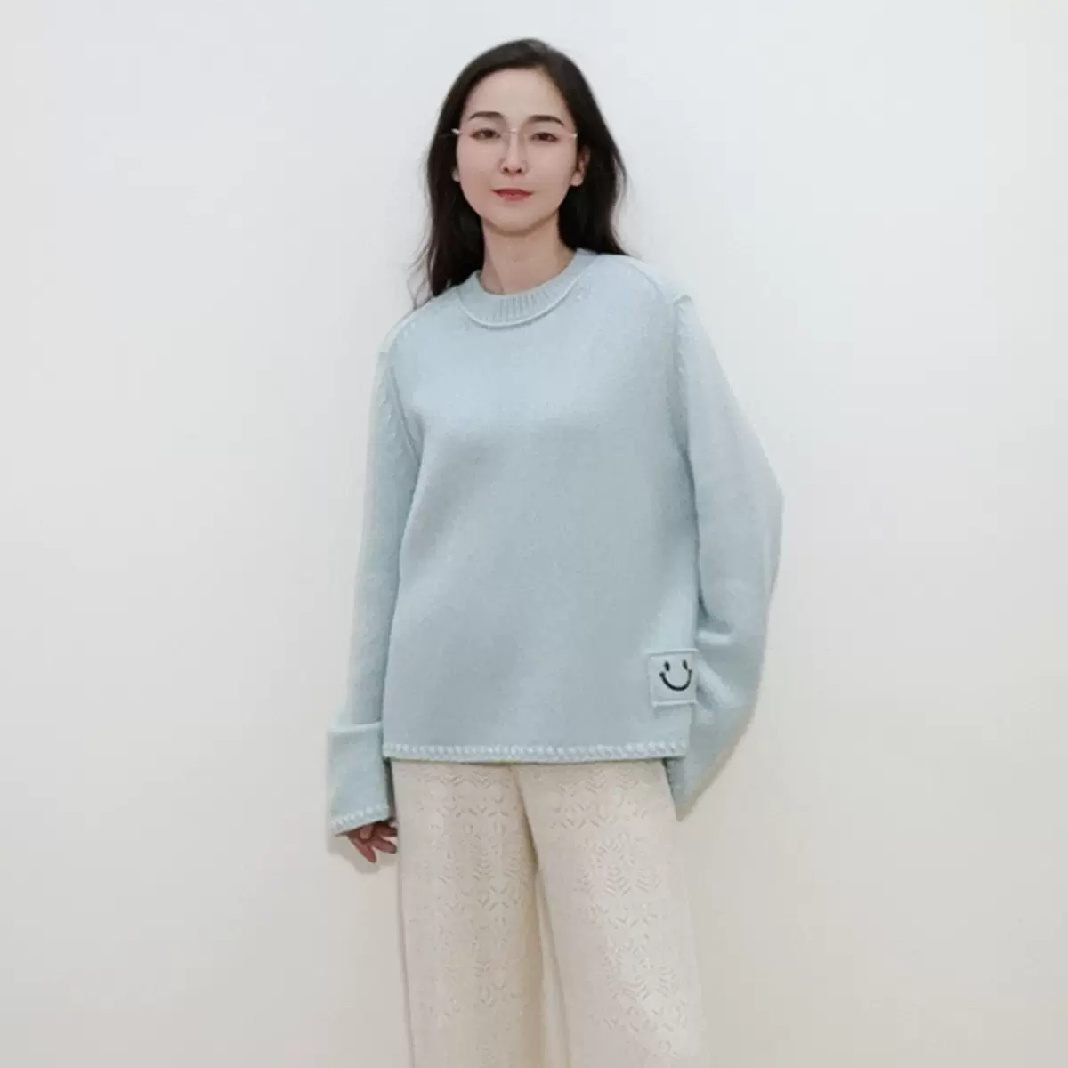 2025冬季新款纯山羊绒长袖圆领套头衫女加厚保暖针织毛衣羊绒衫